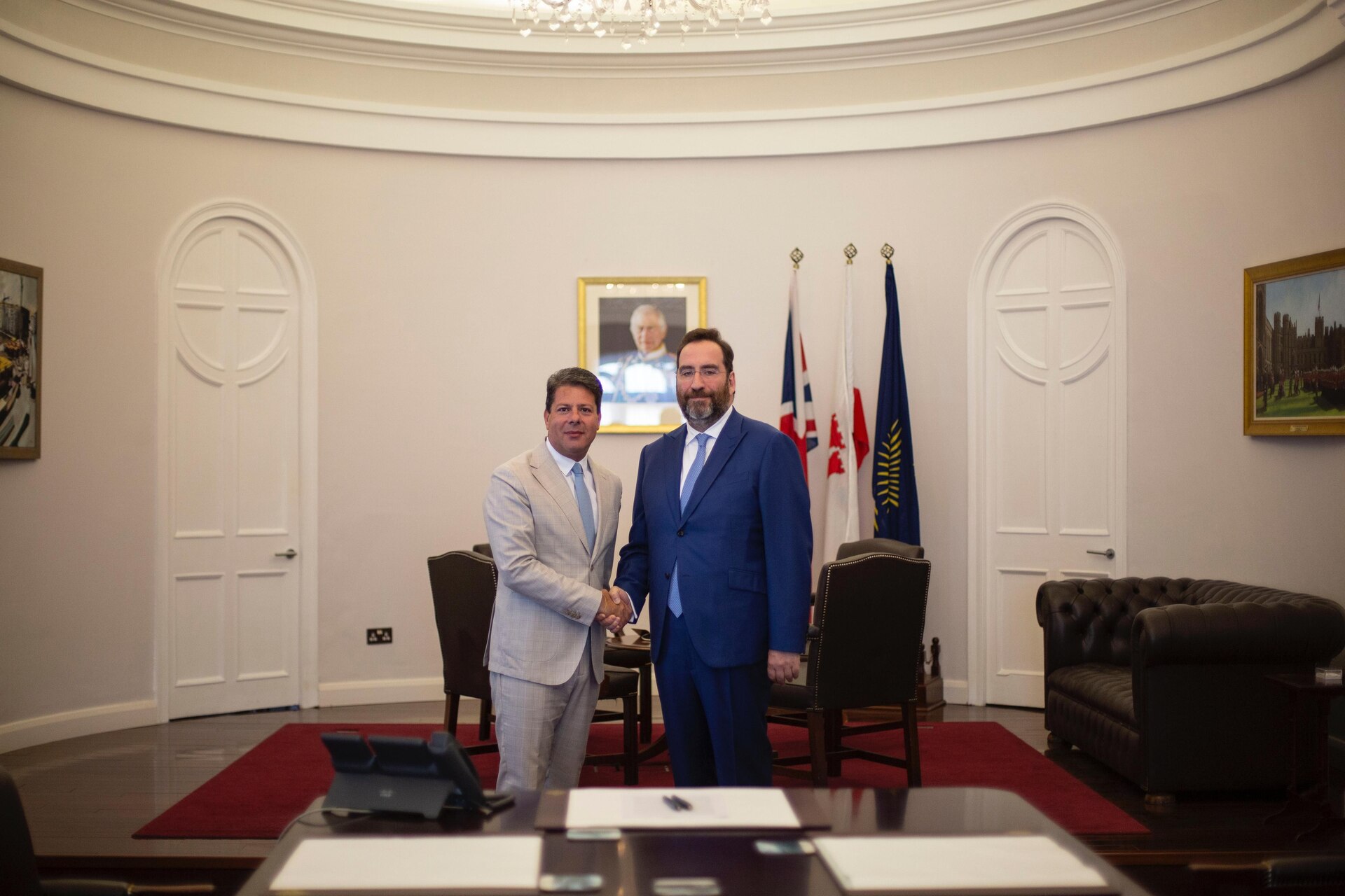 Gibilterra: incontro istituzionale negli uffici del Chief Minister per la presentazione del progetto Pelagos Data Centres, con rappresentanti del Governo, dell’azienda e dei consulenti coinvolti nello sviluppo dell’infrastruttura