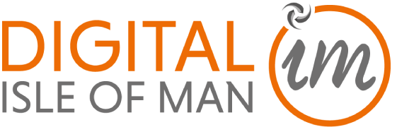 Isola di Man: visual editoriale con flussi di dati, architetture istituzionali e interfacce digitali, dedicato al tema della governance e del valore economico dei dataset