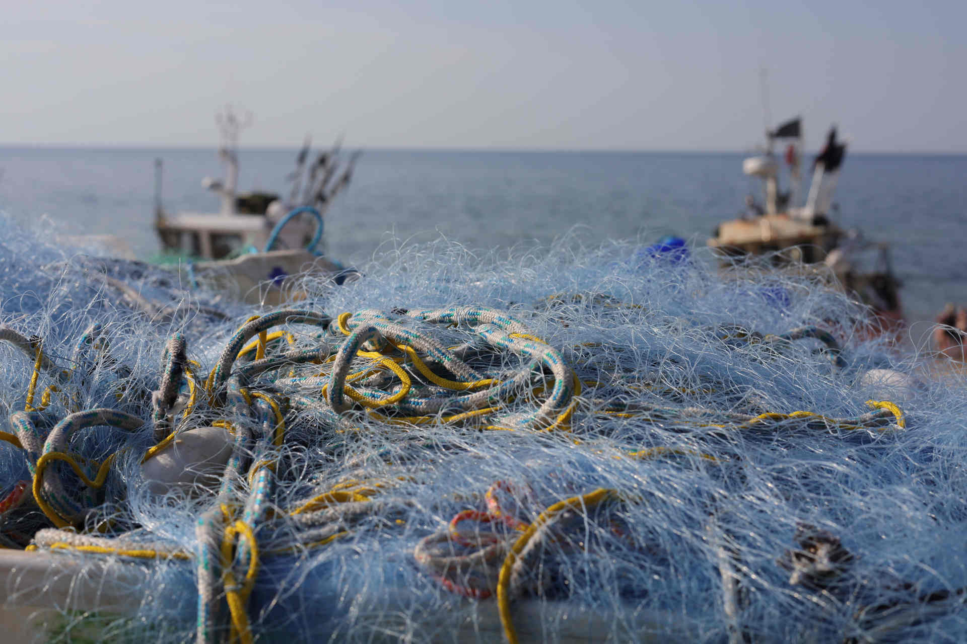 Un esempio di circolarità: asfalto potenziato con vecchie reti da pesca